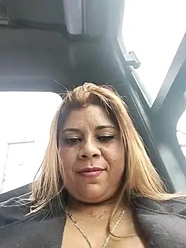 Snapshot of Laura-Hernandez chatting on 03-01-25, 06:00 Laura-Hernandez online show from 03-01-25, 06:00
