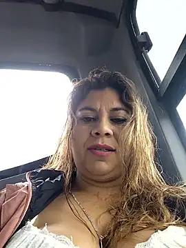 Laura-Hernandez online show from 12-05-25, 03:10