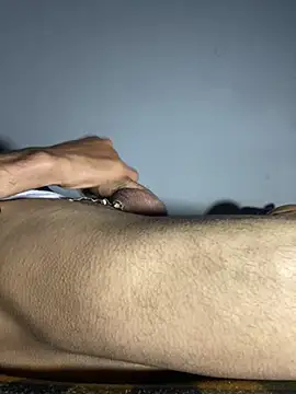 Snapshot of Moroccan-physician chatting on 11-29-25, 12:33 Moroccan-physician online show from 11-29-25, 12:33