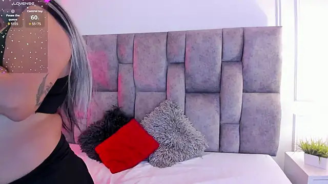 Stefyrossy online show from 02-25-26, 02:28