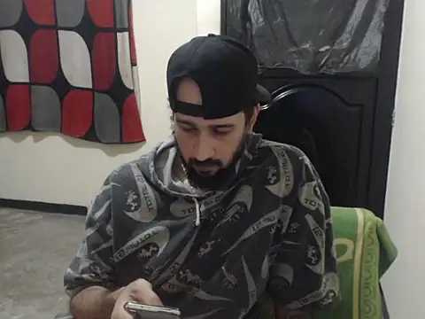 Snapshot of leonamable12 chatting on 03-01-26, 05:07 leonamable12 online show from 03-01-26, 05:07