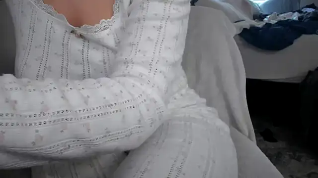 bigb00tyjudyyX online show from 11-19-25, 07:03