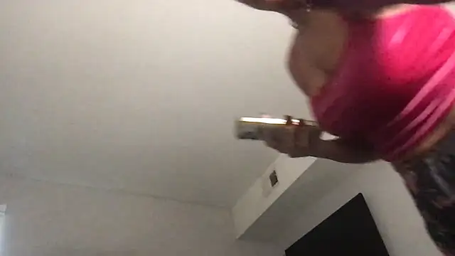 bigb00tyjudyyX online show from 09-27-25, 03:40