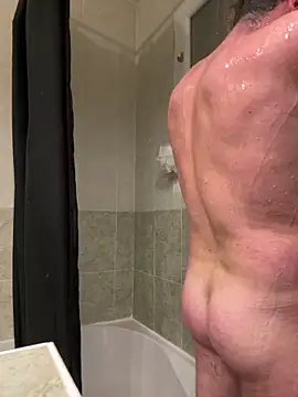 Snapshot of frenchboy9711 chatting on 03-01-26, 07:58 frenchboy9711 online show from 03-01-26, 07:58