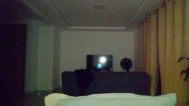 Kiri Cutee online show from 11-28-25, 04:56