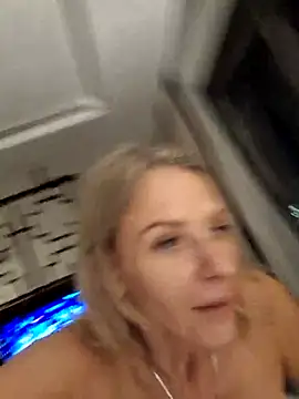 YourJuliena online show from 02-25-25, 04:14