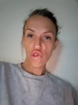 YourJuliena online show from 02-22-25, 09:56