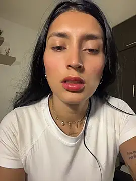 Snapshot of Valentina_cartier chatting on 06-02-26, 12:21 Valentina cartier online show from 06-02-26, 12:21