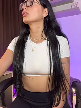 Snapshot of Valentina_cartier chatting on 05-11-26, 11:57 Valentina cartier online show from 05-11-26, 11:57