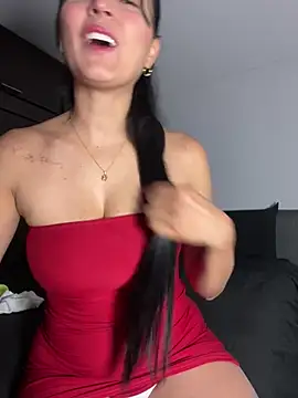Snapshot of Valentina_cartier chatting on 02-19-25, 12:14 Valentina cartier online show from 02-19-25, 12:14