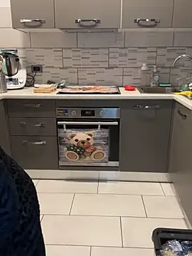 Snapshot of Porcella96 chatting on 09-28-25, 09:00 Porcella96 online show from 09-28-25, 09:00