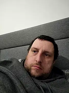 HE-M123 online show from 04-18-26, 09:26