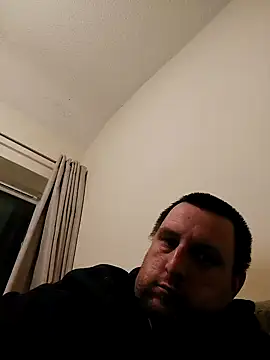 HE-M123 online show from 12-18-24, 10:35