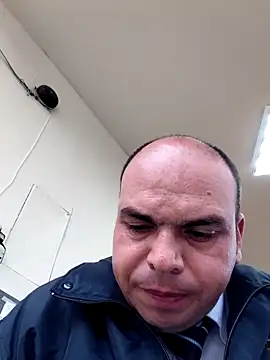 Snapshot of Camilo-31RI chatting on 06-05-26, 11:27 Camilo-31RI online show from 06-05-26, 11:27