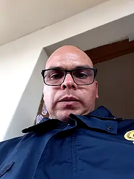 Camilo-31RI online show from 04-17-26, 06:00