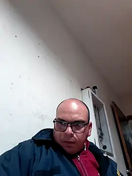 Snapshot of Camilo-31RI chatting on 02-11-26, 04:12 Camilo-31RI online show from 02-11-26, 04:12