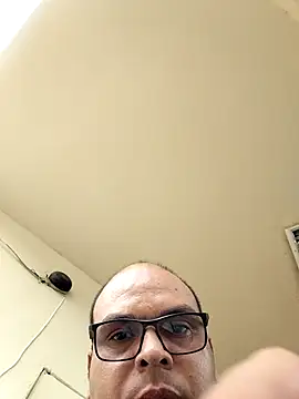 Snapshot of Camilo-31RI chatting on 02-23-26, 01:55 Camilo-31RI online show from 02-23-26, 01:55