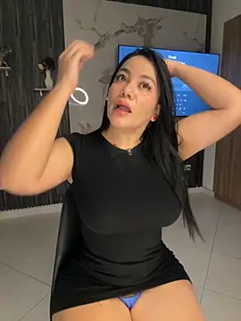 Snapshot of Abril10_ chatting on 09-19-25, 01:59 Abril10 online show from 09-19-25, 01:59