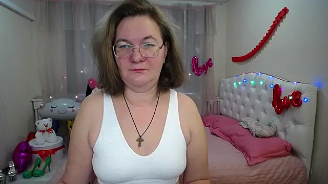 HolyMilfa online show from 02-16-25, 07:37