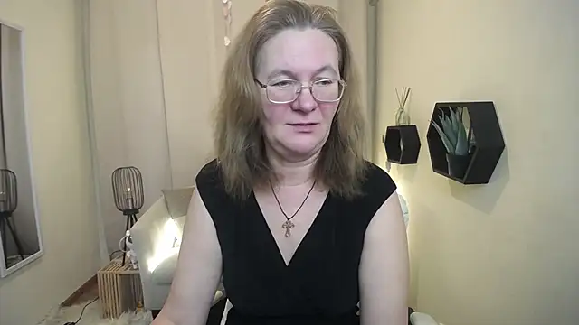 HolyMilfa online show from 02-17-26, 01:19