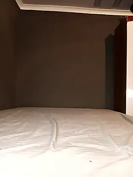 Snapshot of lisa_larry88 chatting on 01-12-26, 03:24 lisa larry88 online show from 01-12-26, 03:24