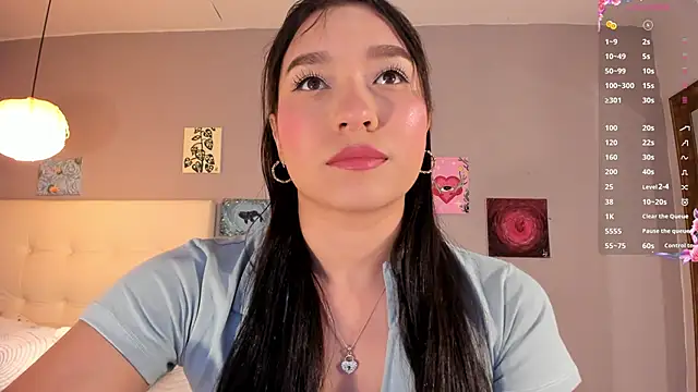 Maia W10 online show from 05-30-26, 12:22