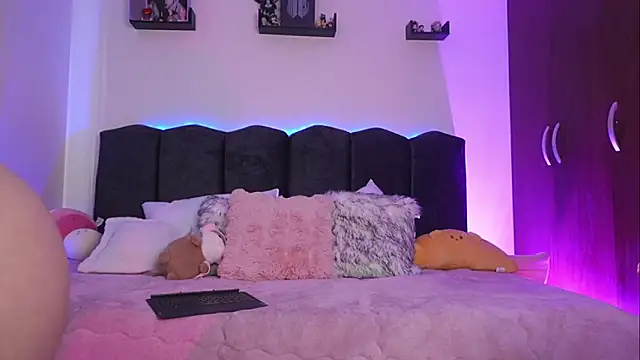 Lilou albrecht online show from 03-05-26, 01:08