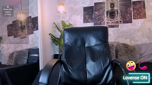 Regan   online show from 09-23-25, 07:21