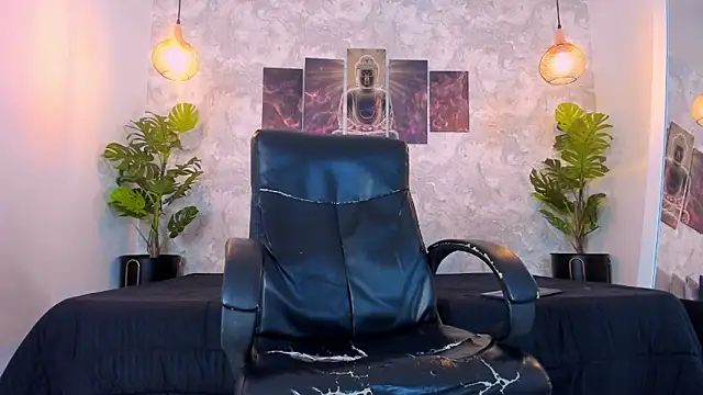 Regan   online show from 11-29-25, 01:06