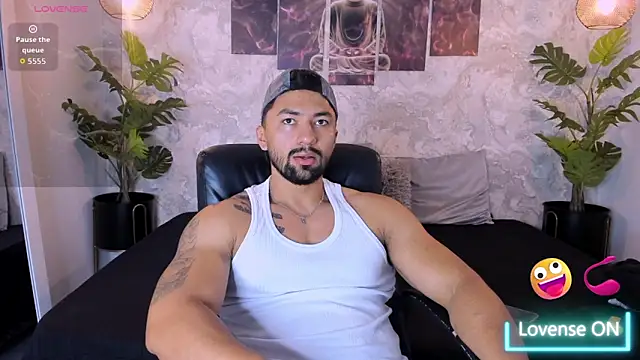 Regan   online show from 09-24-25, 07:42