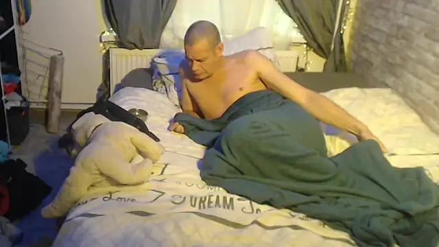 Snapshot of mikeythebestsucker chatting on 01-22-25, 02:03 mikeythebestsucker online show from 01-22-25, 02:03