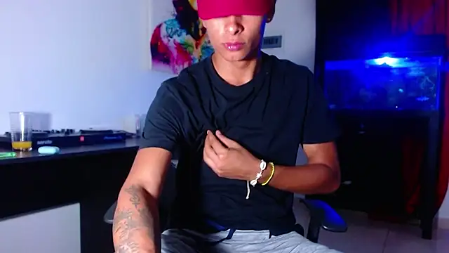 enjoy vibes online show from 10-10-25, 02:01