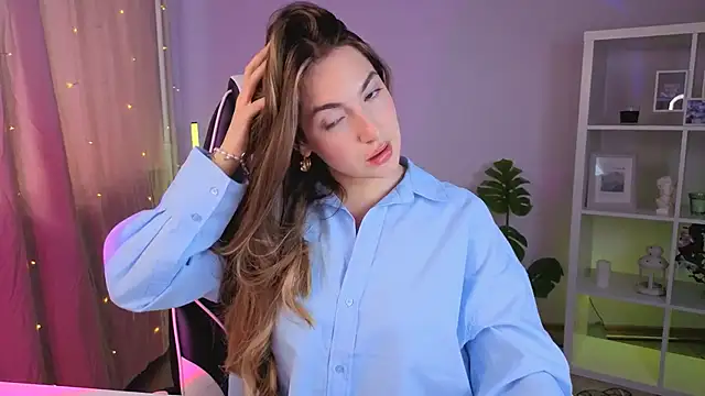 Snapshot of MelissaLovvv chatting on 07-31-26, 03:39 MelissaLovvv online show from 07-31-26, 03:39