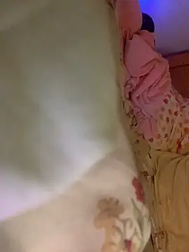 kioluy online show from 04-12-26, 02:15