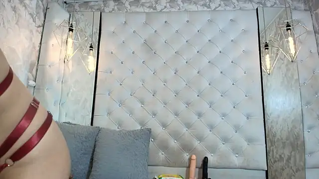 Snapshot of VALENTINA3x chatting on 06-06-26, 03:12 VALENTINA3x online show from 06-06-26, 03:12