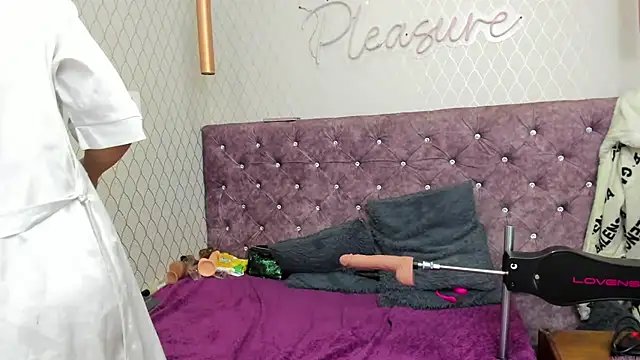 VALENTINA3x online show from 02-25-25, 06:25