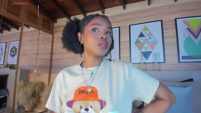 AriaFoster online show from 04-13-26, 03:32