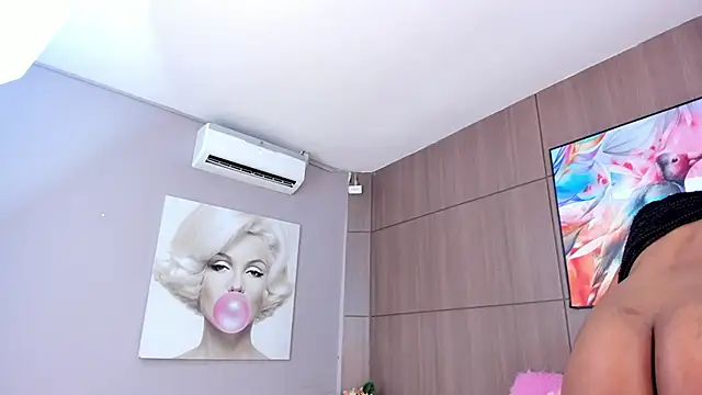 AriaFoster online show from 03-22-25, 09:45