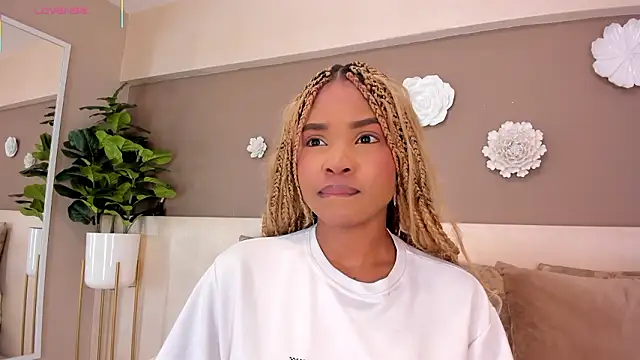 AriaFoster online show from 02-08-26, 03:48