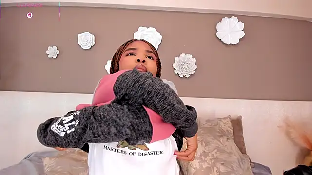 AriaFoster online show from 11-27-25, 04:02