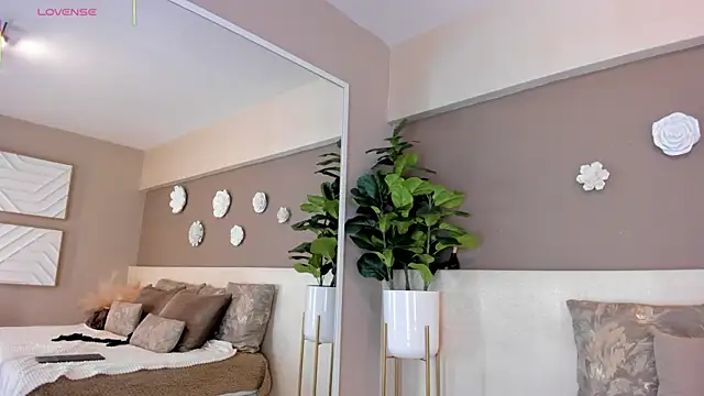 AriaFoster online show from 02-06-26, 04:08