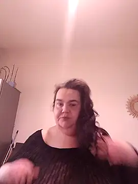 Snapshot of Niny84 chatting on 01-25-25, 04:03 Niny84 online show from 01-25-25, 04:03