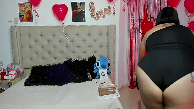 AngeleRoux online show from 02-11-25, 02:57