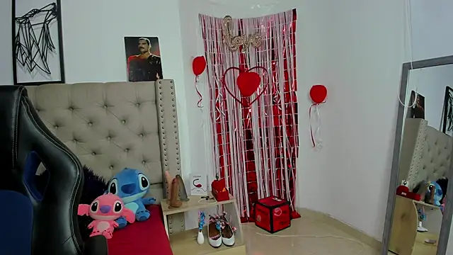 AngeleRoux online show from 03-20-25, 01:02