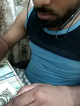 Snapshot of Hot_boy_Rudra chatting on 09-12-25, 04:56 Hot boy Rudra online show from 09-12-25, 04:56