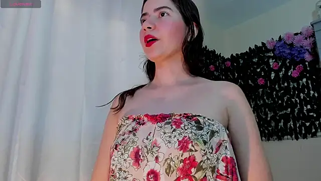 Snapshot of sweetieandjuicyy chatting on 06-02-26, 06:19 sweetieandjuicyy online show from 06-02-26, 06:19