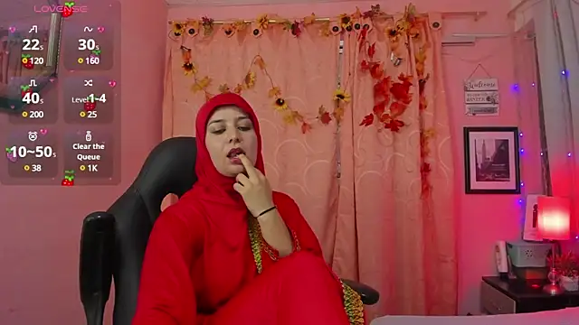 Snapshot of BadraSaadi chatting on 03-05-25, 04:02 BadraSaadi online show from 03-05-25, 04:02