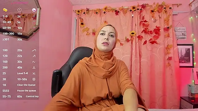 Snapshot of BadraSaadi chatting on 03-13-25, 01:40 BadraSaadi online show from 03-13-25, 01:40