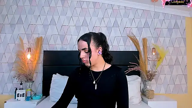 JustinePerry online show from 04-06-26, 02:51