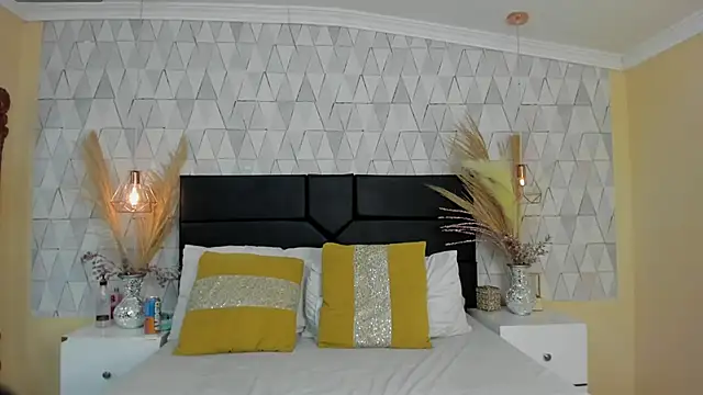 JustinePerry online show from 03-12-26, 04:29